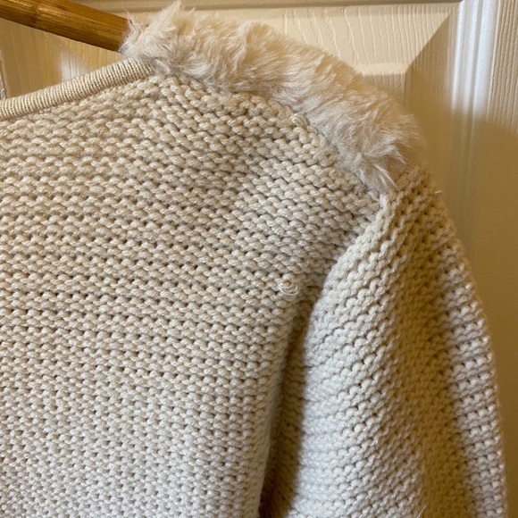 Cream color sweater Coat - Picture 4 of 5